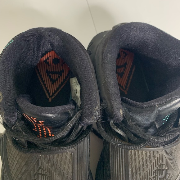 Nike Men’s Kyrie 6 Shot Clock 2020 Basketball Shoe Size 7.5 - Picture 10 of 13